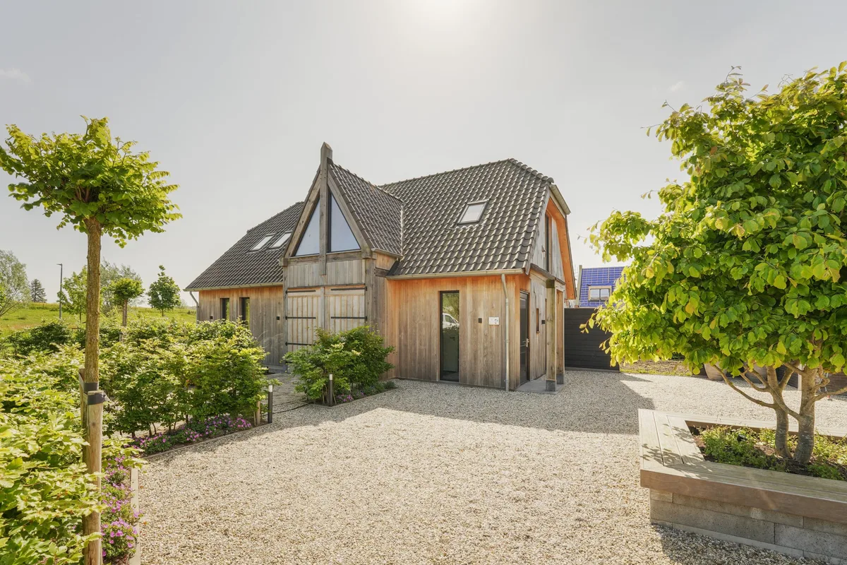 Traditionele bijgebouwen